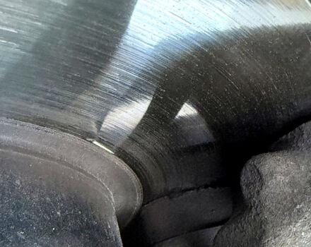 Тойота Аурис, объемом двигателя 1.4 л и пробегом 189 тыс. км за 7850 $, фото 11 на Automoto.ua