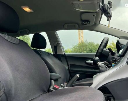 Тойота Ауріс, об'ємом двигуна 1.4 л та пробігом 247 тис. км за 7600 $, фото 16 на Automoto.ua