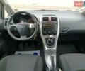 Тойота Аурис, объемом двигателя 1.6 л и пробегом 202 тыс. км за 7300 $, фото 8 на Automoto.ua