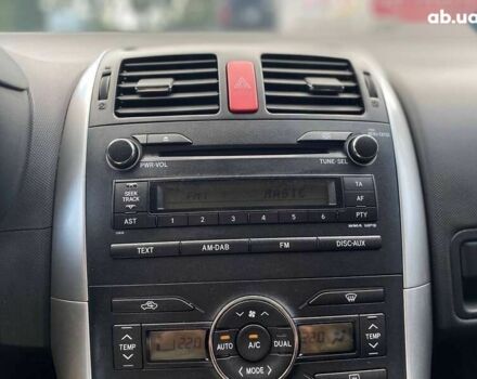 Тойота Аурис, объемом двигателя 1.4 л и пробегом 265 тыс. км за 7990 $, фото 28 на Automoto.ua