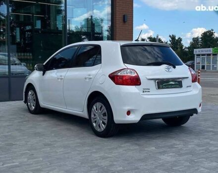 Тойота Ауріс, об'ємом двигуна 1.4 л та пробігом 265 тис. км за 7990 $, фото 11 на Automoto.ua