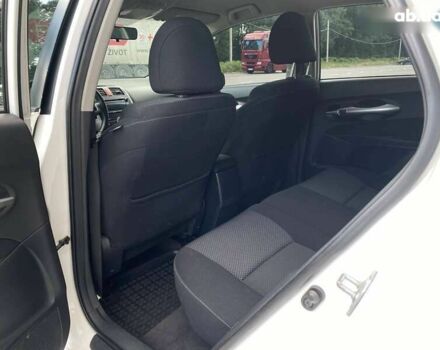 Тойота Аурис, объемом двигателя 1.4 л и пробегом 265 тыс. км за 7990 $, фото 19 на Automoto.ua