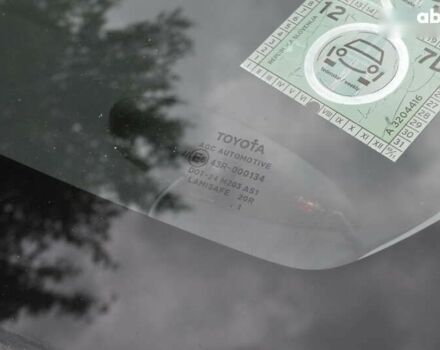 Тойота Аурис, объемом двигателя 1.6 л и пробегом 96 тыс. км за 10800 $, фото 13 на Automoto.ua