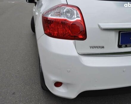 Тойота Аурис, объемом двигателя 1.6 л и пробегом 96 тыс. км за 10800 $, фото 15 на Automoto.ua