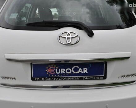 Тойота Аурис, объемом двигателя 1.6 л и пробегом 96 тыс. км за 10800 $, фото 16 на Automoto.ua