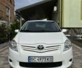 Тойота Аурис, объемом двигателя 1.36 л и пробегом 203 тыс. км за 7600 $, фото 2 на Automoto.ua