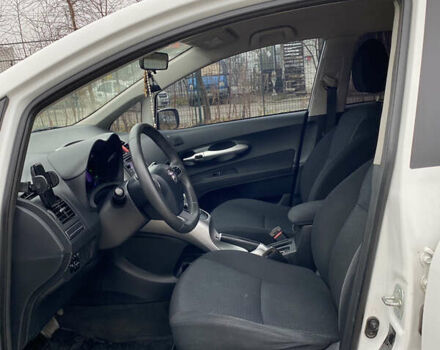 Тойота Ауріс, об'ємом двигуна 1.8 л та пробігом 197 тис. км за 8800 $, фото 9 на Automoto.ua