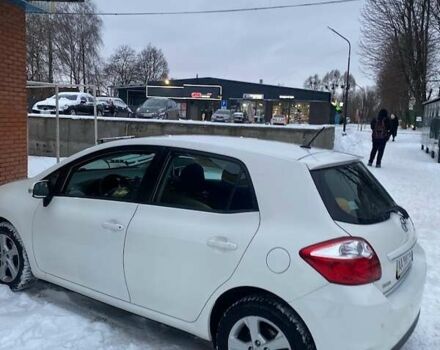 Тойота Ауріс, об'ємом двигуна 1.6 л та пробігом 61 тис. км за 12500 $, фото 8 на Automoto.ua