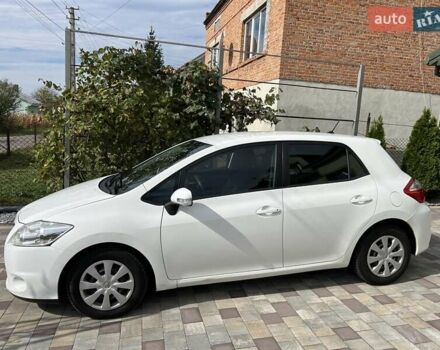 Тойота Аурис, объемом двигателя 1.36 л и пробегом 203 тыс. км за 7600 $, фото 8 на Automoto.ua