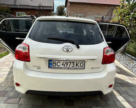 Тойота Аурис, объемом двигателя 1.36 л и пробегом 203 тыс. км за 7600 $, фото 10 на Automoto.ua