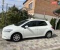 Тойота Аурис, объемом двигателя 1.36 л и пробегом 203 тыс. км за 7600 $, фото 5 на Automoto.ua