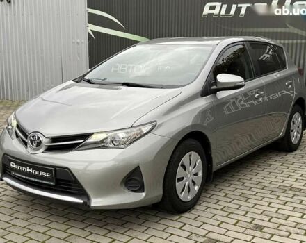 Тойота Ауріс, об'ємом двигуна 0 л та пробігом 63 тис. км за 9800 $, фото 1 на Automoto.ua