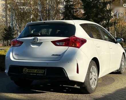 Тойота Ауріс, об'ємом двигуна 1.4 л та пробігом 103 тис. км за 9200 $, фото 6 на Automoto.ua