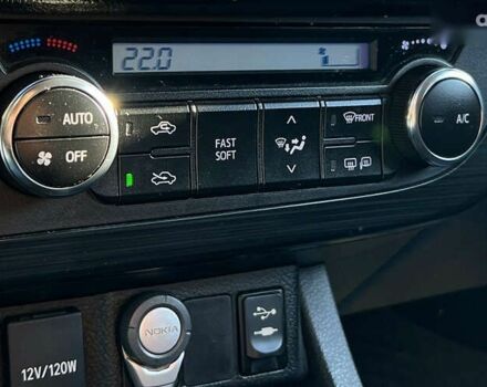 Тойота Ауріс, об'ємом двигуна 1.4 л та пробігом 103 тис. км за 9200 $, фото 15 на Automoto.ua