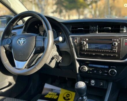 Тойота Ауріс, об'ємом двигуна 1.4 л та пробігом 103 тис. км за 9200 $, фото 18 на Automoto.ua