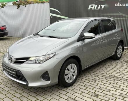 Тойота Ауріс, об'ємом двигуна 0 л та пробігом 63 тис. км за 9800 $, фото 6 на Automoto.ua