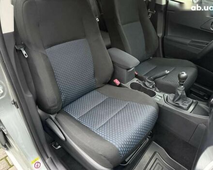 Тойота Ауріс, об'ємом двигуна 0 л та пробігом 63 тис. км за 9800 $, фото 28 на Automoto.ua