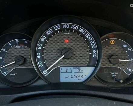 Тойота Ауріс, об'ємом двигуна 1.4 л та пробігом 103 тис. км за 9200 $, фото 13 на Automoto.ua