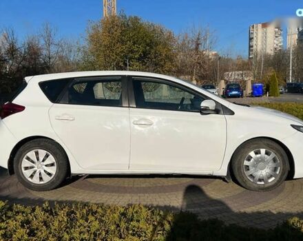 Тойота Ауріс, об'ємом двигуна 1.4 л та пробігом 103 тис. км за 9200 $, фото 7 на Automoto.ua