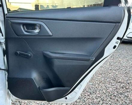 Тойота Аурис, объемом двигателя 1.4 л и пробегом 195 тыс. км за 8999 $, фото 23 на Automoto.ua