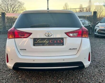 Тойота Аурис, объемом двигателя 1.4 л и пробегом 195 тыс. км за 8999 $, фото 6 на Automoto.ua