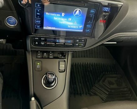 Тойота Аурис, объемом двигателя 1.5 л и пробегом 0 тыс. км за 3000 $, фото 2 на Automoto.ua