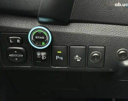 Тойота Аурис, объемом двигателя 0 л и пробегом 165 тыс. км за 15900 $, фото 25 на Automoto.ua