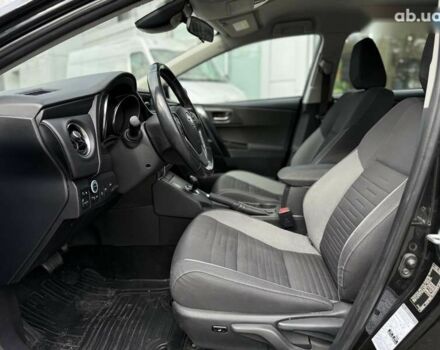 Тойота Аурис, объемом двигателя 0 л и пробегом 165 тыс. км за 15900 $, фото 12 на Automoto.ua