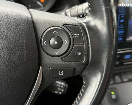 Тойота Ауріс, об'ємом двигуна 0 л та пробігом 165 тис. км за 16900 $, фото 23 на Automoto.ua