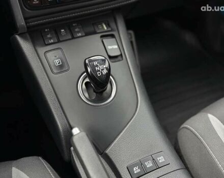 Тойота Аурис, объемом двигателя 0 л и пробегом 165 тыс. км за 15900 $, фото 22 на Automoto.ua