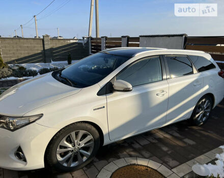 Тойота Аурис, объемом двигателя 1.8 л и пробегом 249 тыс. км за 12900 $, фото 14 на Automoto.ua