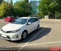 Тойота Аурис, объемом двигателя 1.8 л и пробегом 259 тыс. км за 11200 $, фото 1 на Automoto.ua