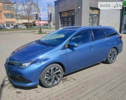 Тойота Аурис, объемом двигателя 1.8 л и пробегом 224 тыс. км за 14000 $, фото 3 на Automoto.ua