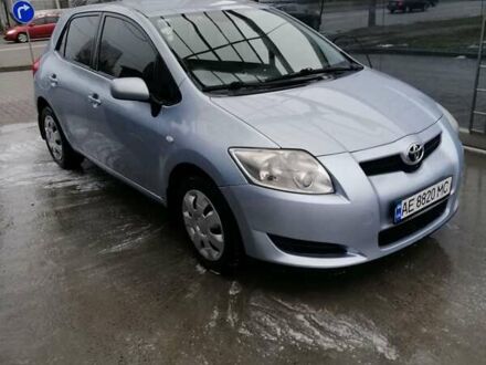 Тойота Аурис, объемом двигателя 1.6 л и пробегом 138 тыс. км за 6500 $, фото 1 на Automoto.ua
