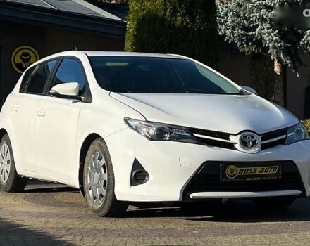 Тойота Ауріс, об'ємом двигуна 1.4 л та пробігом 103 тис. км за 9200 $, фото 1 на Automoto.ua