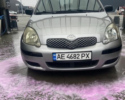 Серый Тойота Аурис, объемом двигателя 1 л и пробегом 1 тыс. км за 3000 $, фото 4 на Automoto.ua