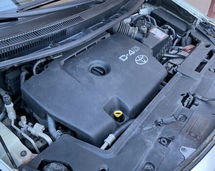 Серый Тойота Аурис, объемом двигателя 2 л и пробегом 233 тыс. км за 5800 $, фото 23 на Automoto.ua