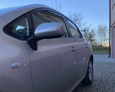 Серый Тойота Аурис, объемом двигателя 2 л и пробегом 233 тыс. км за 5800 $, фото 17 на Automoto.ua