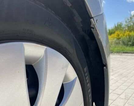 Серый Тойота Аурис, объемом двигателя 2 л и пробегом 233 тыс. км за 5683 $, фото 15 на Automoto.ua