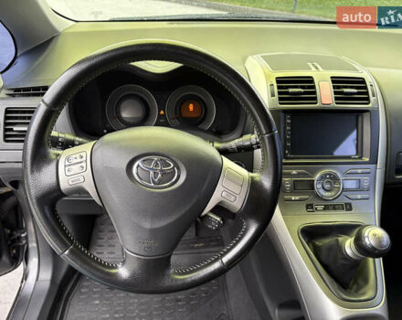 Сірий Тойота Ауріс, об'ємом двигуна 2 л та пробігом 267 тис. км за 5500 $, фото 21 на Automoto.ua