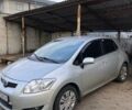 Серый Тойота Аурис, объемом двигателя 1.6 л и пробегом 200 тыс. км за 8300 $, фото 1 на Automoto.ua