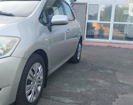 Серый Тойота Аурис, объемом двигателя 1.6 л и пробегом 189 тыс. км за 6700 $, фото 3 на Automoto.ua