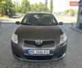 Сірий Тойота Ауріс, об'ємом двигуна 2.23 л та пробігом 266 тис. км за 7100 $, фото 1 на Automoto.ua