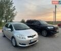 Сірий Тойота Ауріс, об'ємом двигуна 1.36 л та пробігом 296 тис. км за 5900 $, фото 1 на Automoto.ua