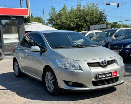 Сірий Тойота Ауріс, об'ємом двигуна 1.4 л та пробігом 221 тис. км за 6930 $, фото 2 на Automoto.ua
