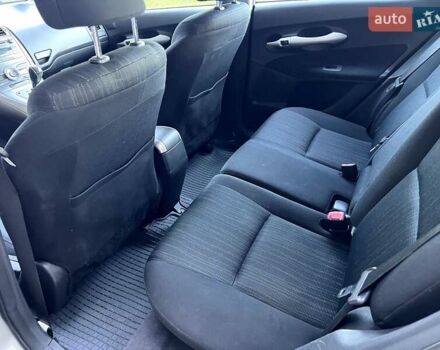 Сірий Тойота Ауріс, об'ємом двигуна 1.6 л та пробігом 225 тис. км за 5700 $, фото 18 на Automoto.ua