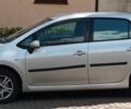 Серый Тойота Аурис, объемом двигателя 1.6 л и пробегом 223 тыс. км за 5500 $, фото 1 на Automoto.ua
