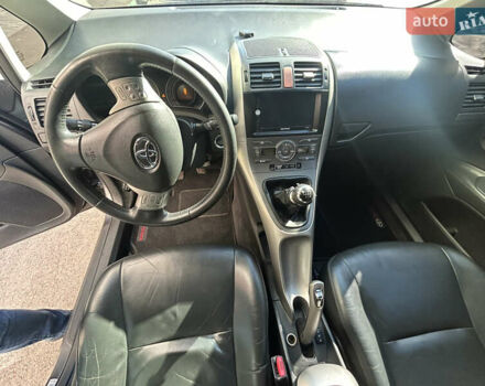 Тойота Аурис 2007 в Киеве на Automoto.ua Серый Тойота Аурис, объемом двигателя 2.2 л и пробегом 250 тыс. км за 7000 $, фото 29 на Automoto.ua