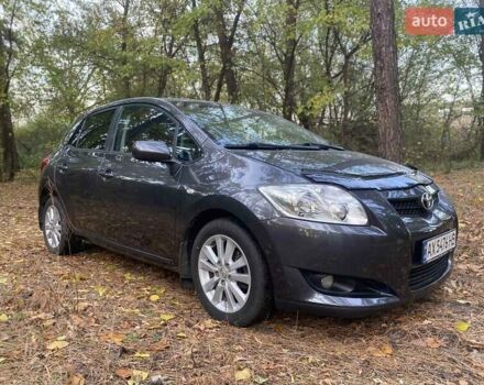 Серый Тойота Аурис, объемом двигателя 1.6 л и пробегом 226 тыс. км за 6500 $, фото 2 на Automoto.ua