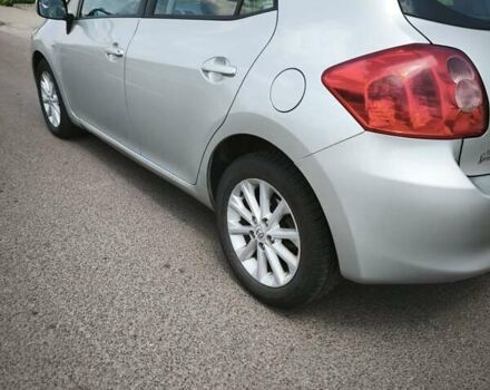 Тойота Аурис 2007 в Кропивницком (Кировограде) на Automoto.ua Серый Тойота Аурис, объемом двигателя 2 л и пробегом 300 тыс. км за 5800 $, фото 4 на Automoto.ua